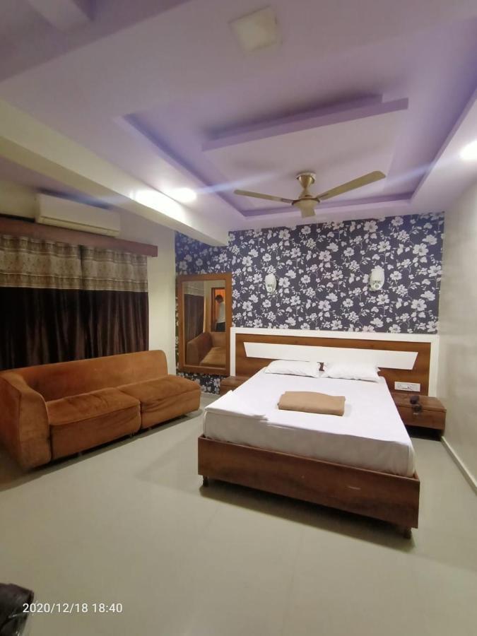 Hotel Riviera Residency Thane Exterior photo