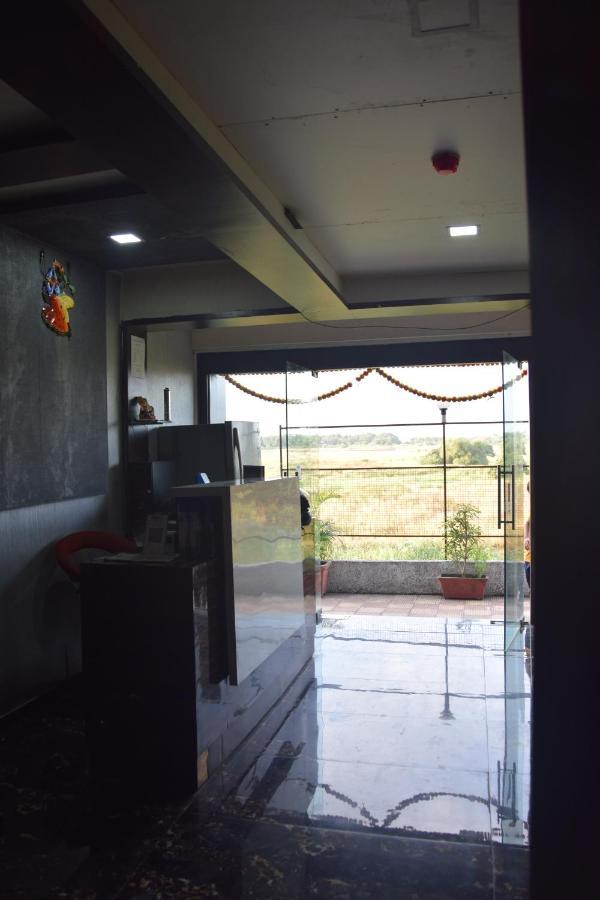 Hotel Riviera Residency Thane Exterior photo