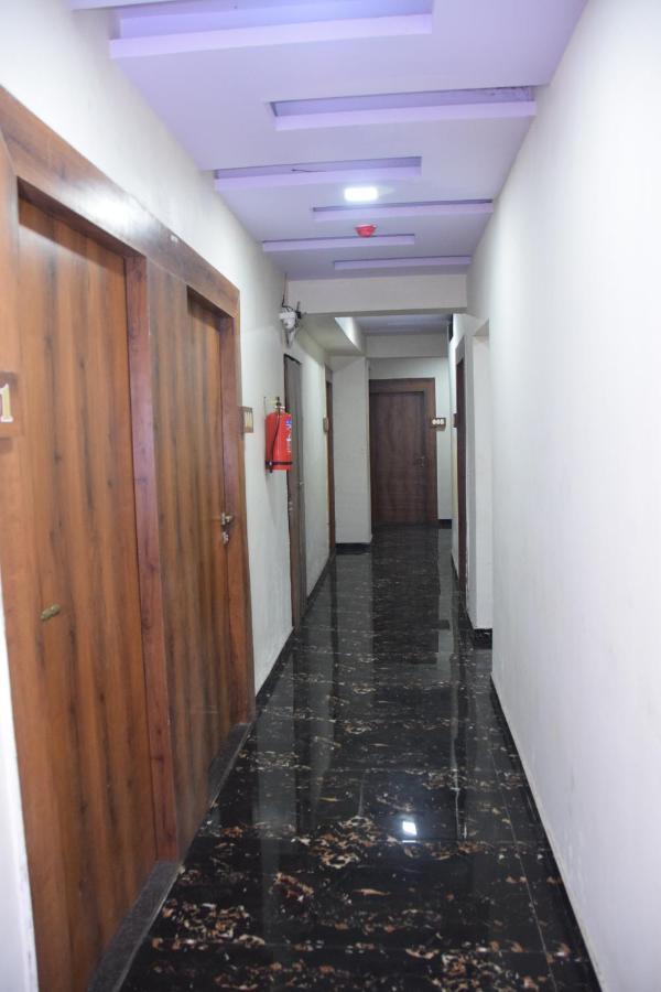 Hotel Riviera Residency Thane Exterior photo