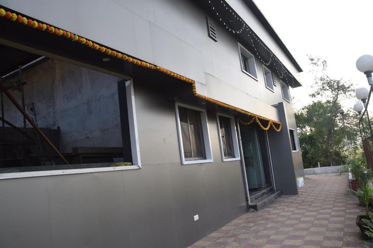 Hotel Riviera Residency Thane Exterior photo